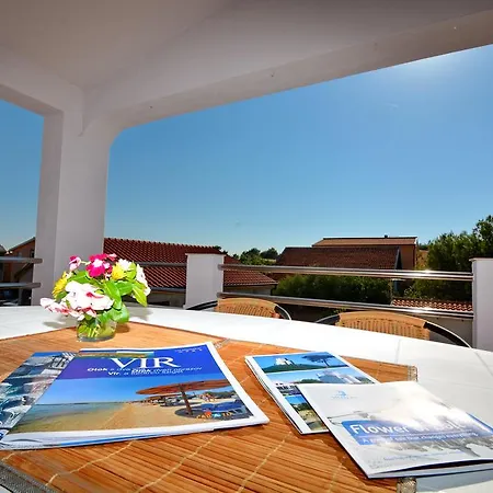 Marijana Apartment Vir