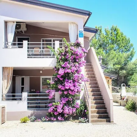 Apartment Marijana Vir