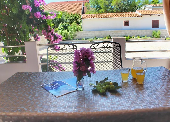 Marijana Apartamento Vir